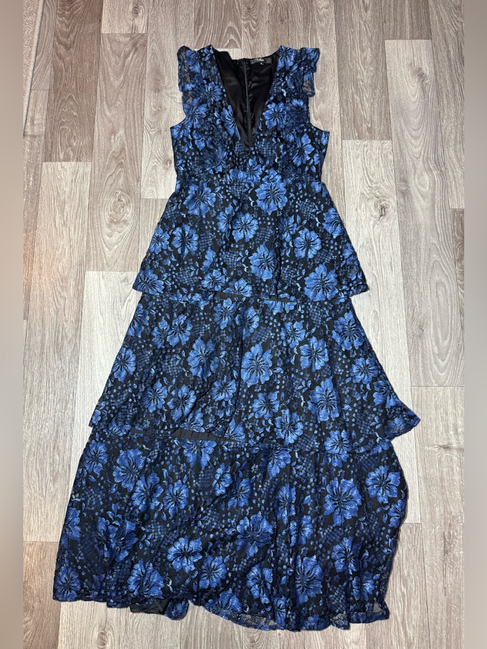 Lulus Midnight Mood Navy Blue Floral Ruffle Tiered Dress Size M
